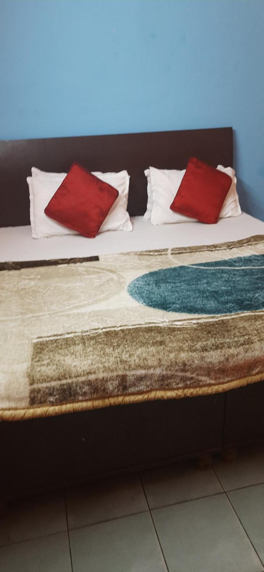 Hotel Golden Height จัณฑีครห์ ภายนอก รูปภาพ